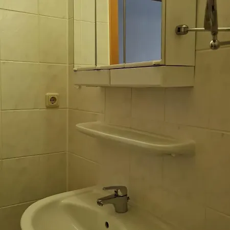 Zweibettzimmer Mit Eigenem Bad *