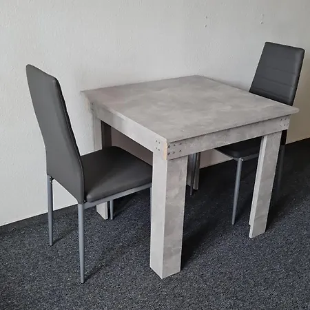 Zweibettzimmer Mit Eigenem Bad Konukevi Rostock